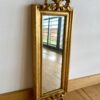 Starožitné dřevěné zrcadlo